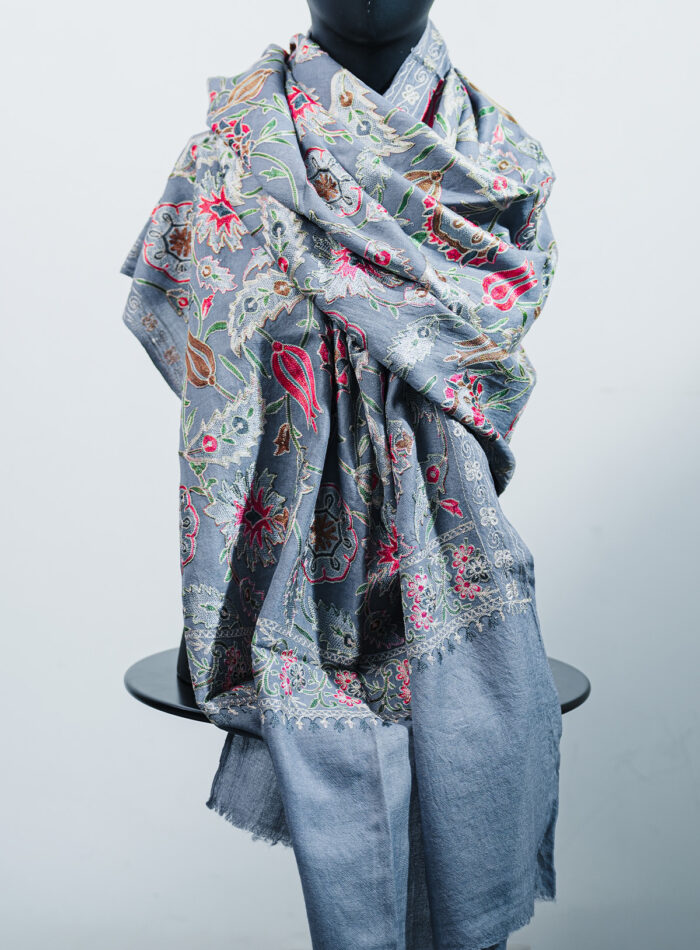 Ash grey stole - Image 1