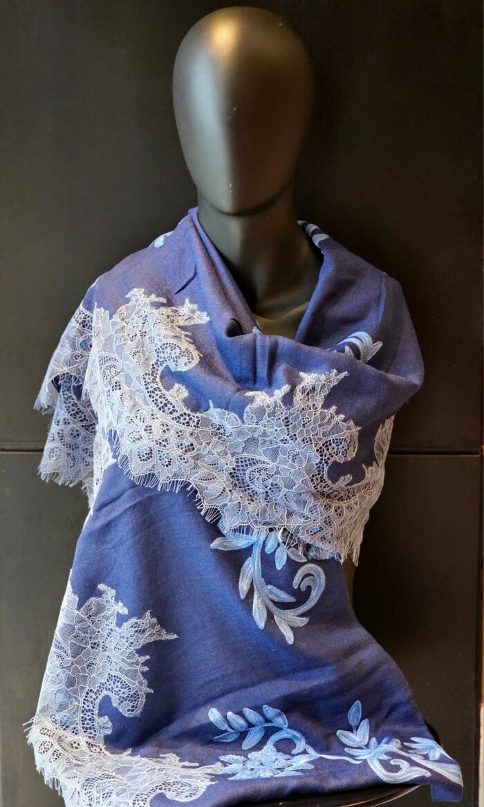 Stole with Fine Lace and Machine Embroidery - Image 1