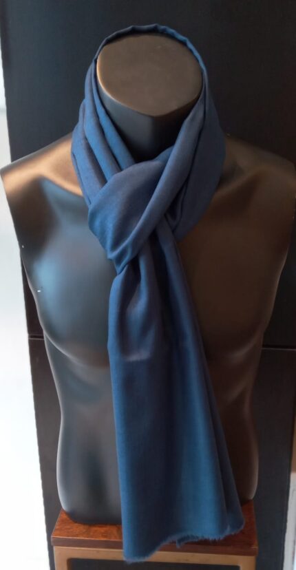 Gents plain fine wool stole